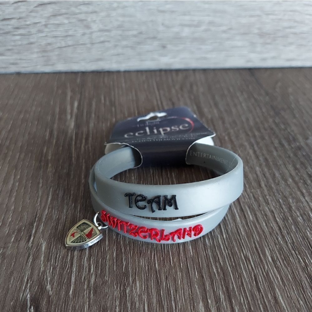 2010 The Twilight Saga Team Switzerland Rubber Bracelet